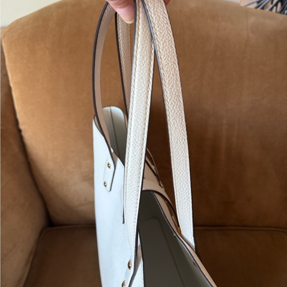 Michael Kors Purse / Tote - Picture 5 of 11